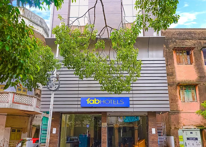Fabhotel Eros 211 - Nr Sreebhumi